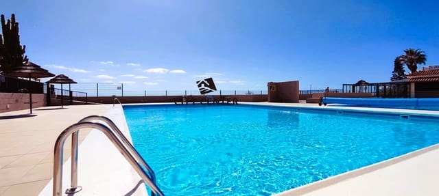 2 soverom Leilighet til salgs i Costa del Silencio, Arona med svømmebasseng - € 450 000 (Ref: 9295082)