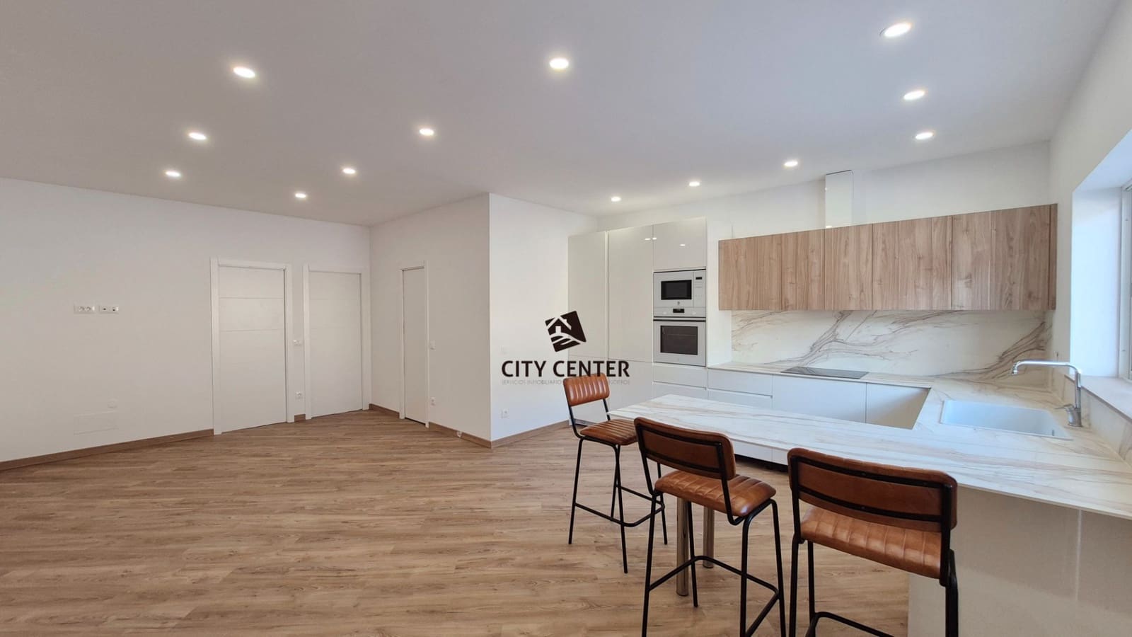 2 chambre Appartement à vendre à Arona avec piscine garage - 280 000 € (Ref: 9295086)