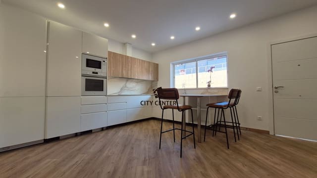 2 chambre Appartement à vendre à Cabo Blanco, Arona avec piscine garage - 280 000 € (Ref: 9295086)