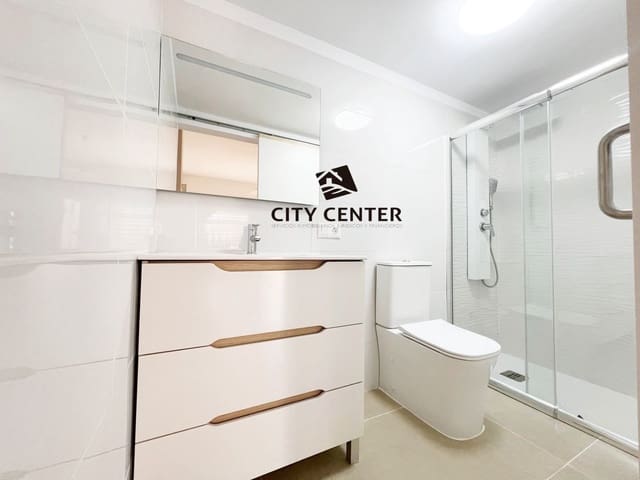 Commercieel te koop in Los Silos - € 105.900 (Ref: 9296163)