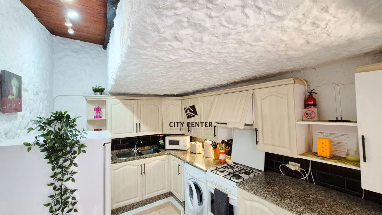 5 soveværelse Byhus til salg i San Miguel de Abona - € 369.000 (Ref: 9296296)