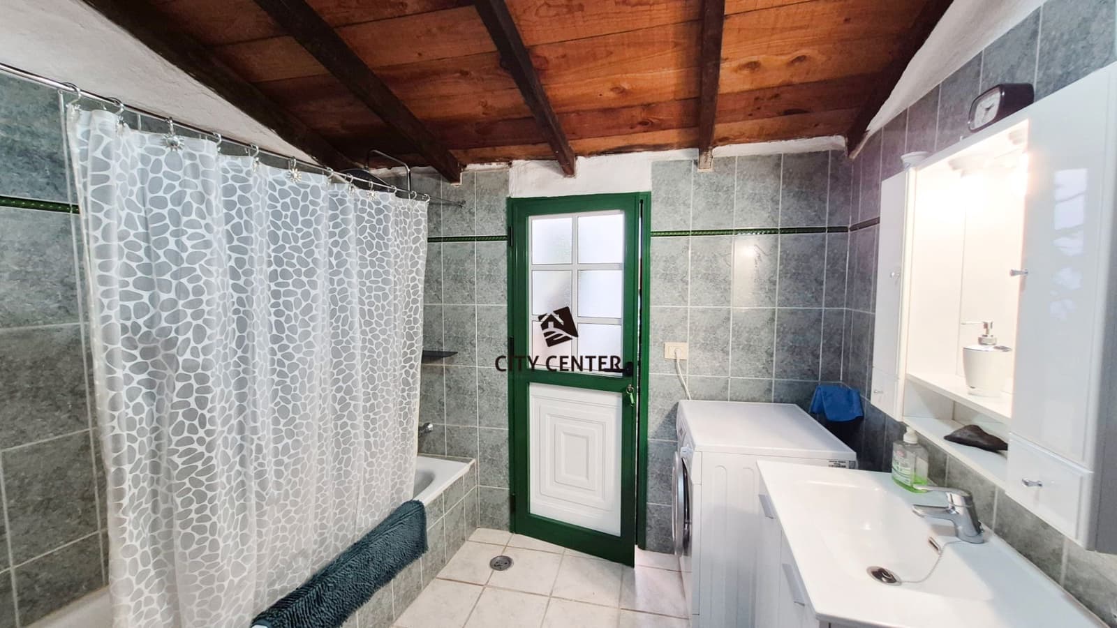 5 soveværelse Byhus til salg i San Miguel de Abona - € 369.000 (Ref: 9296296)