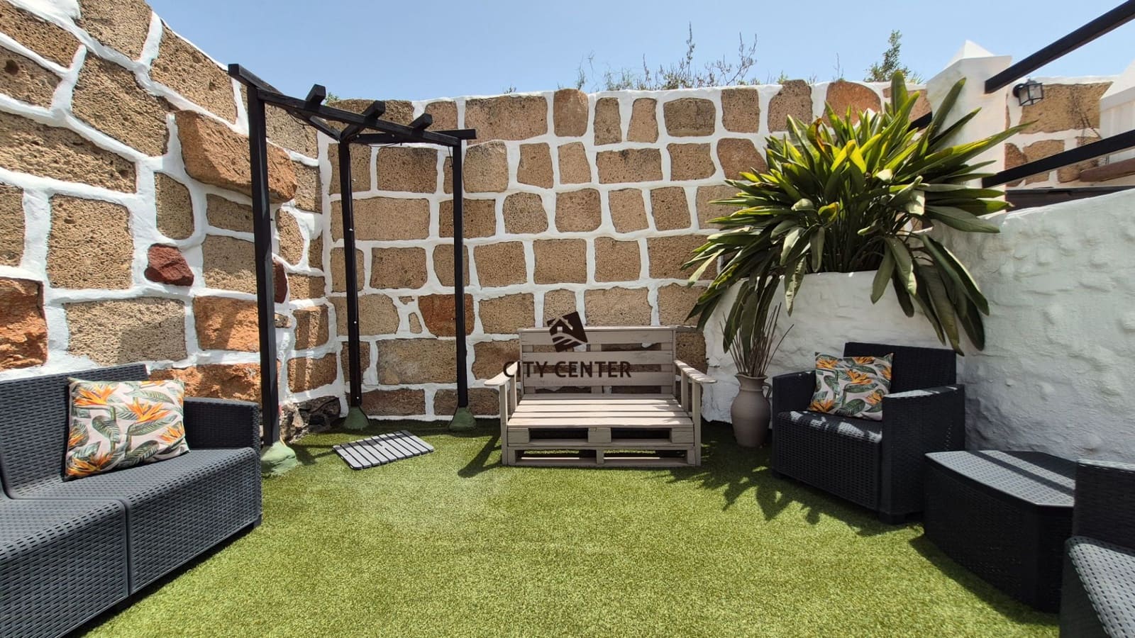 5 soveværelse Byhus til salg i San Miguel de Abona - € 369.000 (Ref: 9296296)