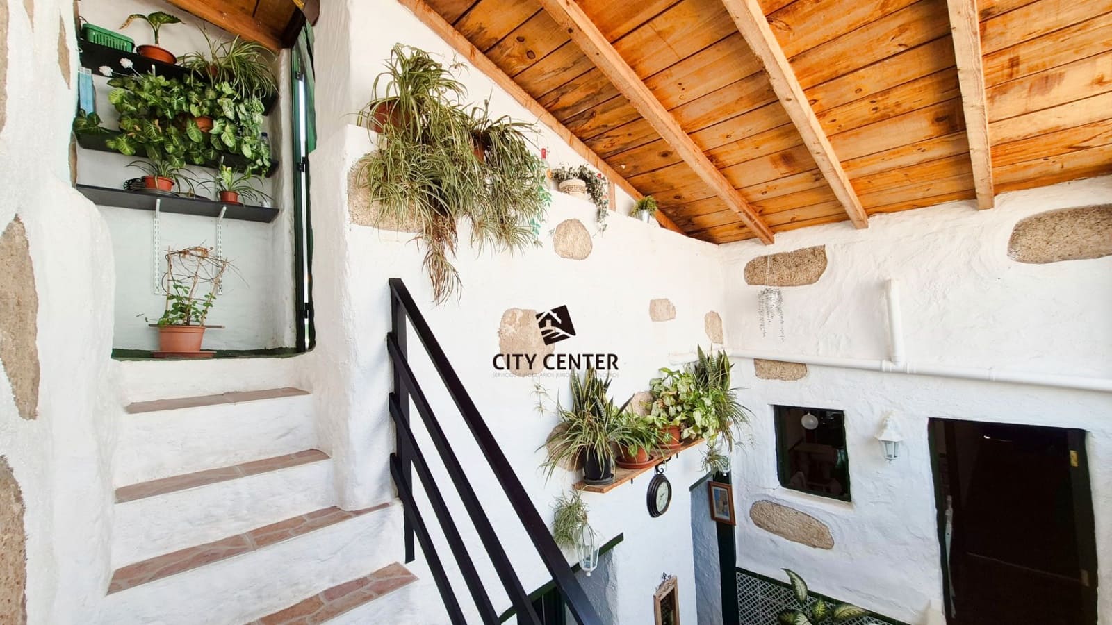 5 soveværelse Byhus til salg i San Miguel de Abona - € 369.000 (Ref: 9296296)