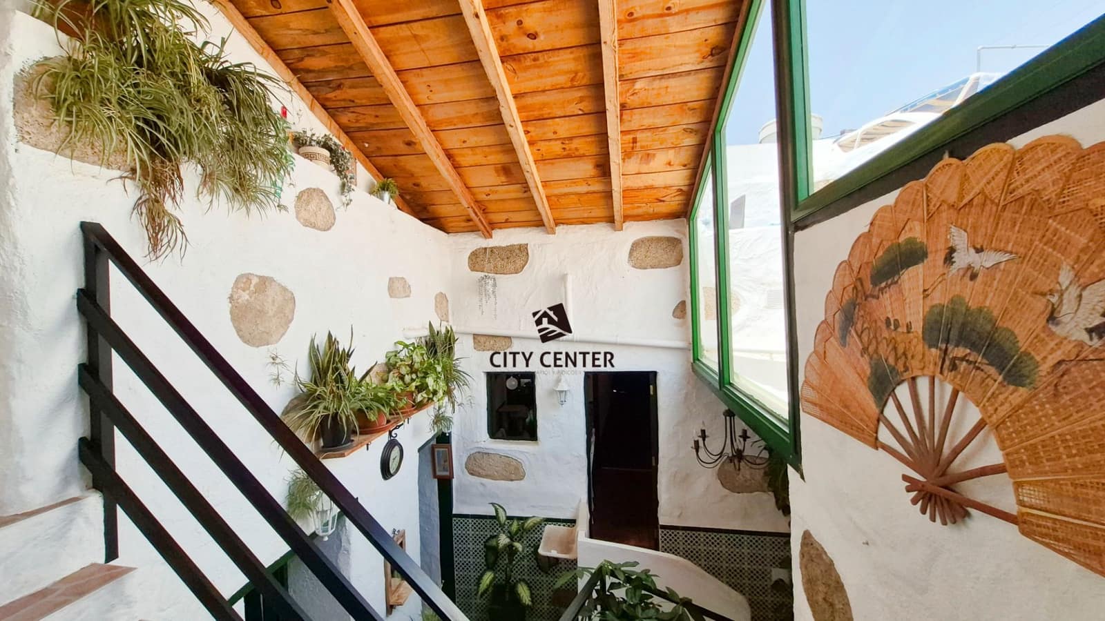 5 soveværelse Byhus til salg i San Miguel de Abona - € 369.000 (Ref: 9296296)