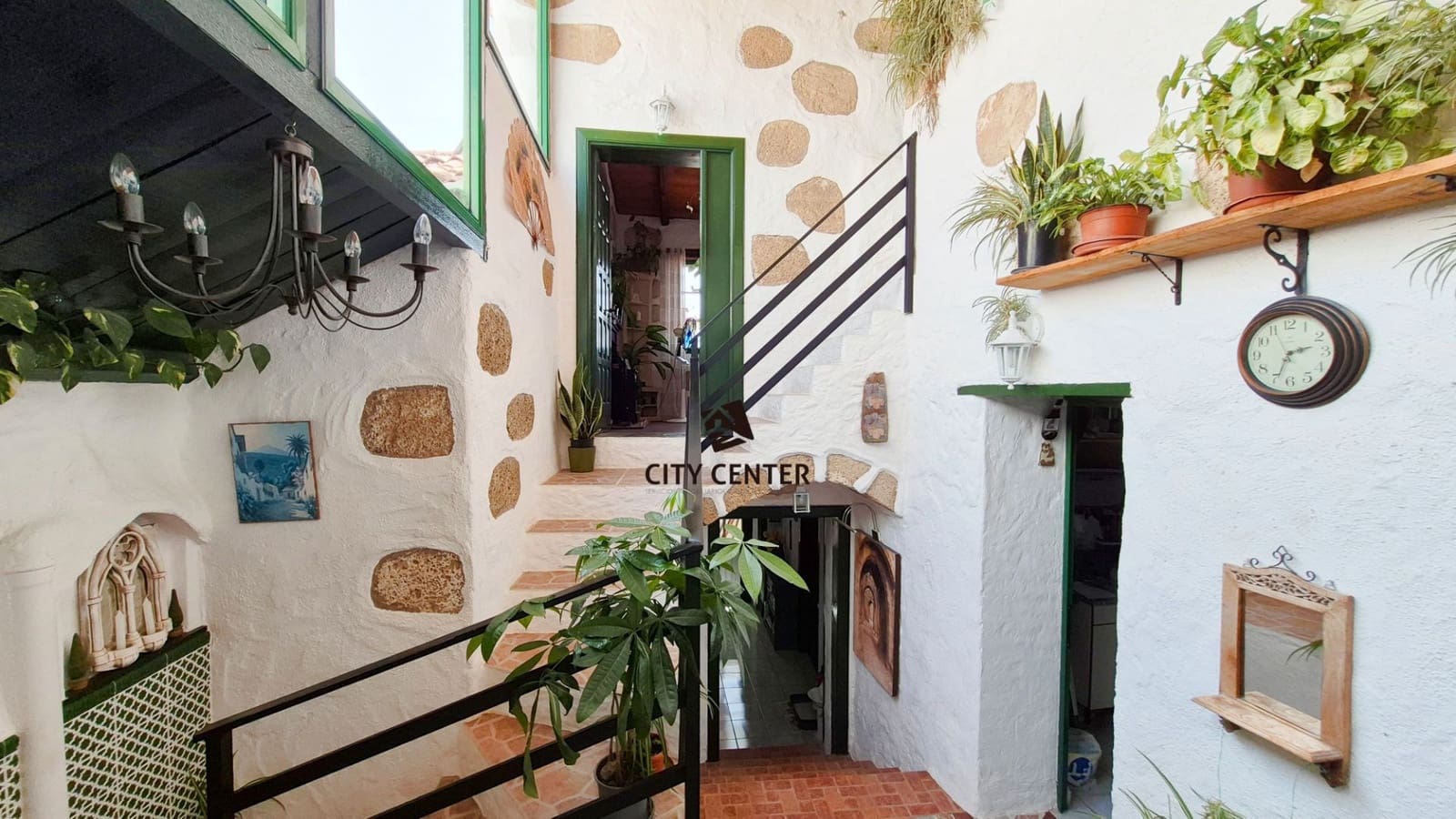 5 soveværelse Byhus til salg i San Miguel de Abona - € 369.000 (Ref: 9296296)