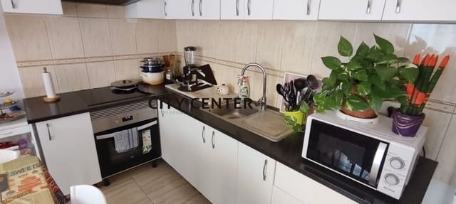 3 chambre Appartement à vendre à Las Zocas, San Miguel de Abona avec garage - 230 000 € (Ref: 9296299)