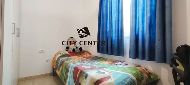 3 chambre Appartement à vendre à Las Zocas, San Miguel de Abona avec garage - 230 000 € (Ref: 9296299)