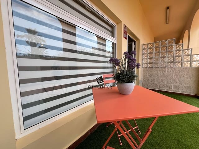 Commercial for sale in Los Silos - € 105,900 (Ref: 9296300)