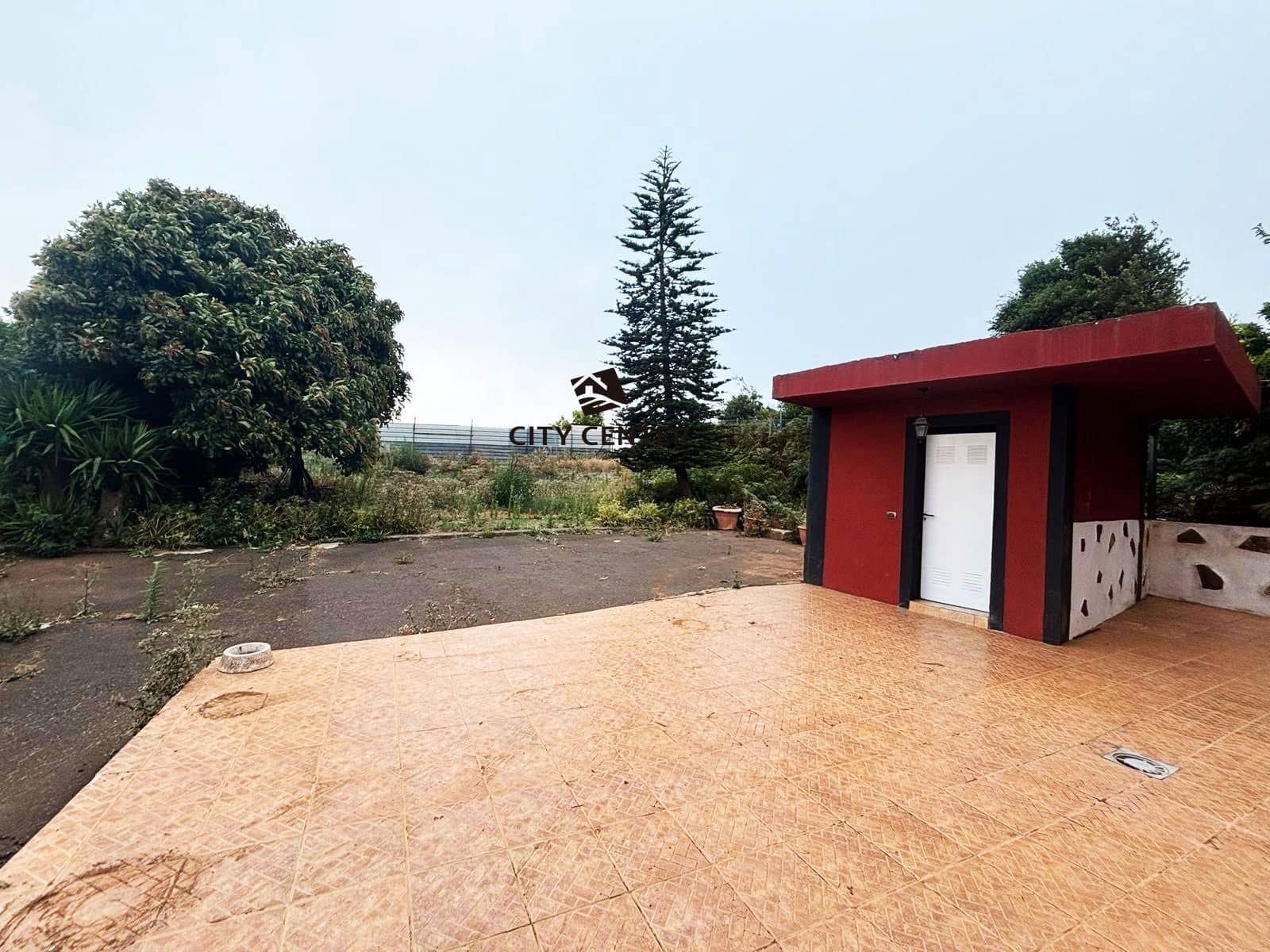 2 bedroom Villa for sale in El Rosario with garage - € 450,000 (Ref: 9296366)