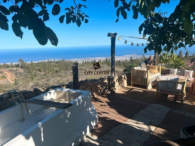 3 makuuhuone Maalaistalo myytävänä paikassa Granadilla de Abona mukana uima-altaan 
autotalli - 539 000 € (Ref: 9438351)