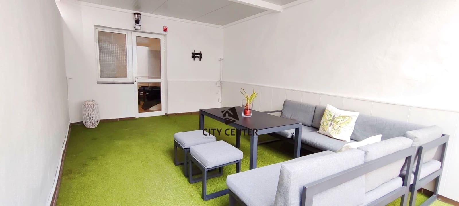 2 bedroom Flat for sale in Arona - € 265,000 (Ref: 9489848)