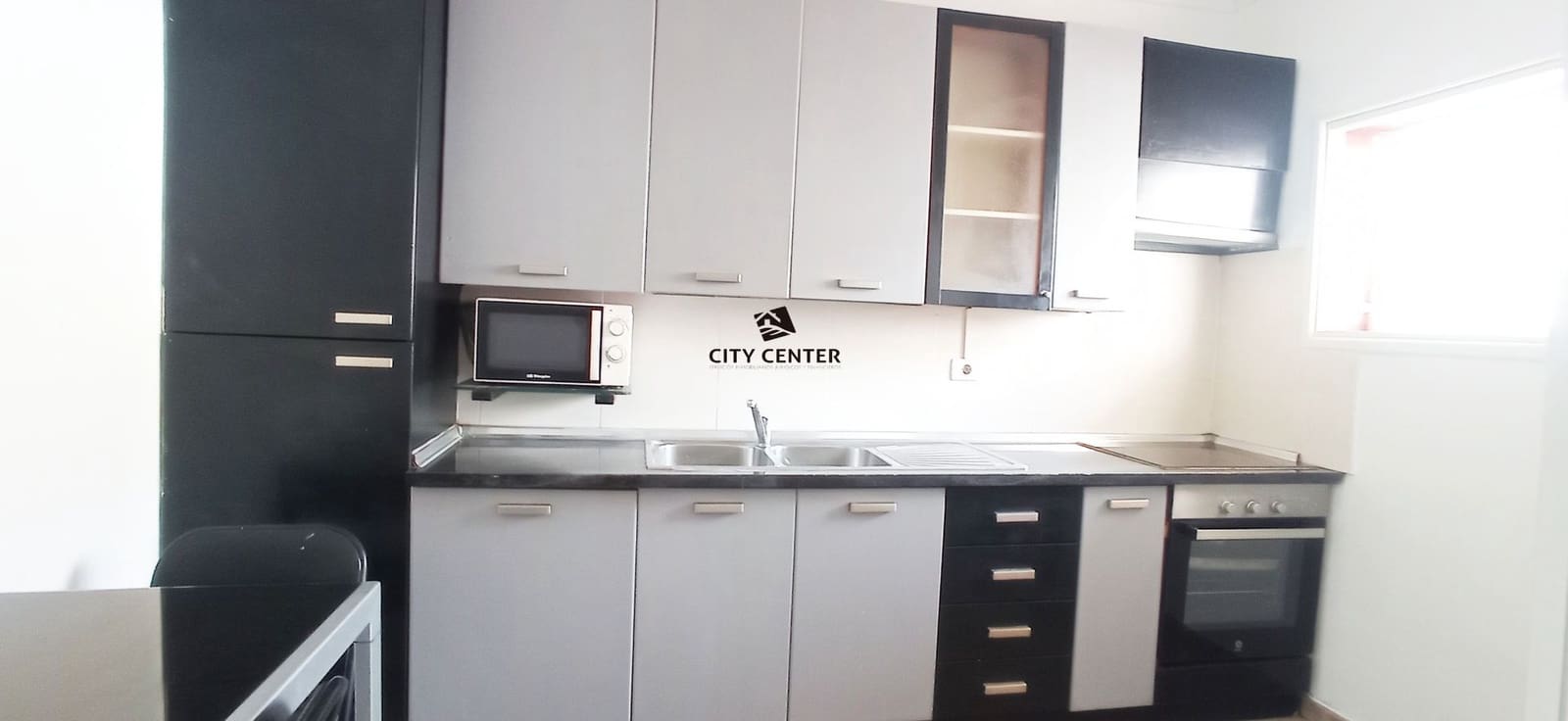 2 bedroom Beach Apartment for sale in Adeje with pool garage - € 250,000 (Ref: 9490017)