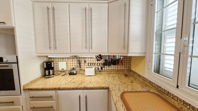 3 bedroom Townhouse for sale in Arico with garage - € 375,000 (Ref: 9490018)