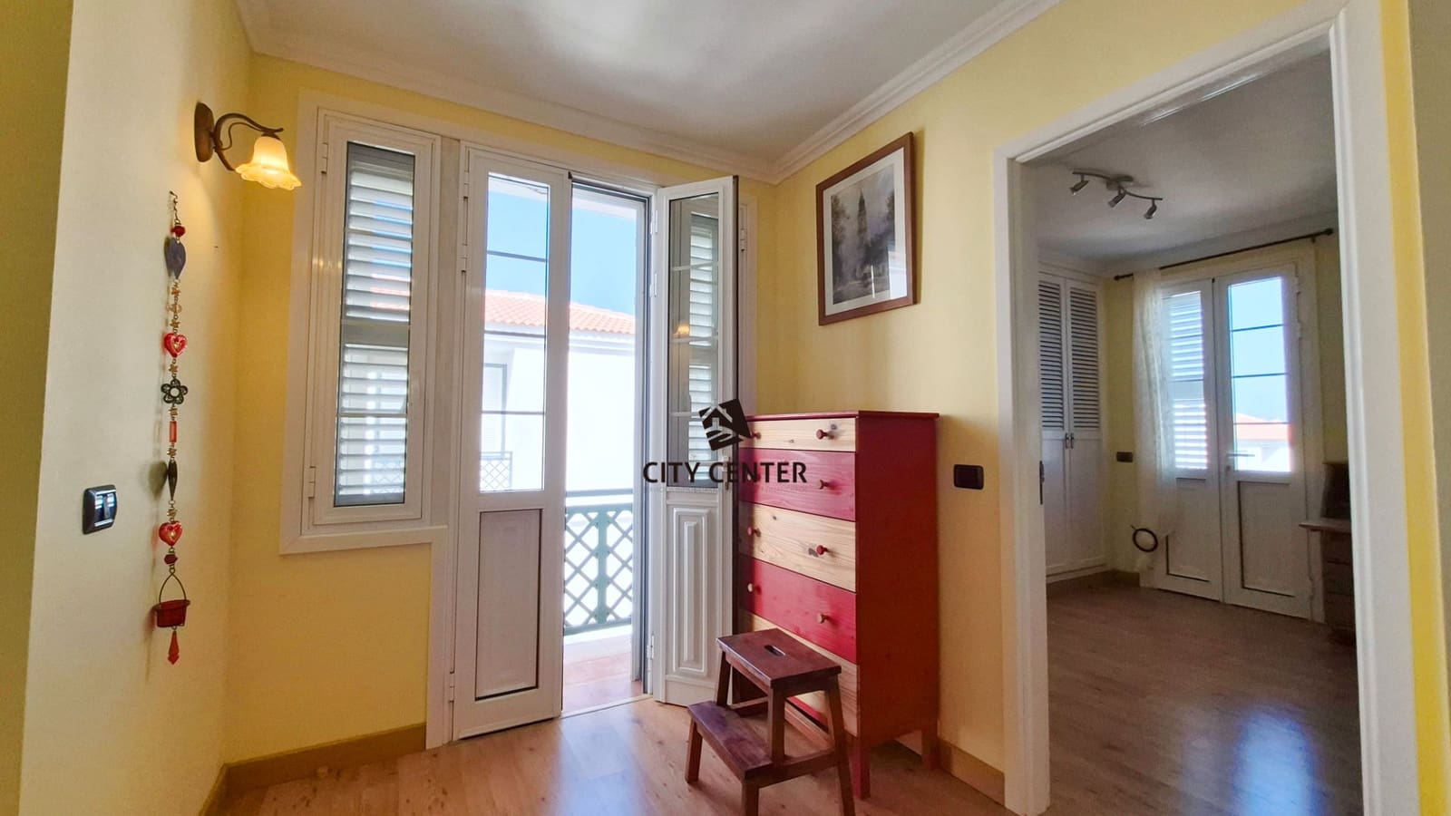 3 bedroom Townhouse for sale in Arico with garage - € 375,000 (Ref: 9490018)