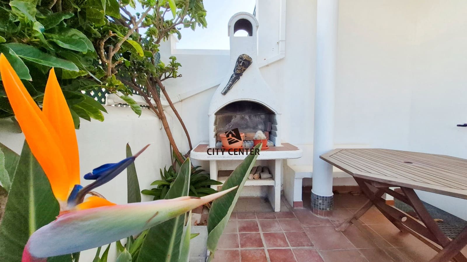 3 bedroom Townhouse for sale in Arico with garage - € 375,000 (Ref: 9490018)