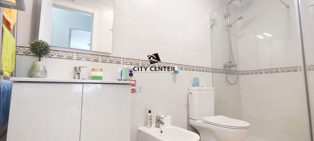 2 soveværelse Lejlighed til salg i Cabo Blanco, Arona med swimmingpool - € 254.900 (Ref: 9516598)