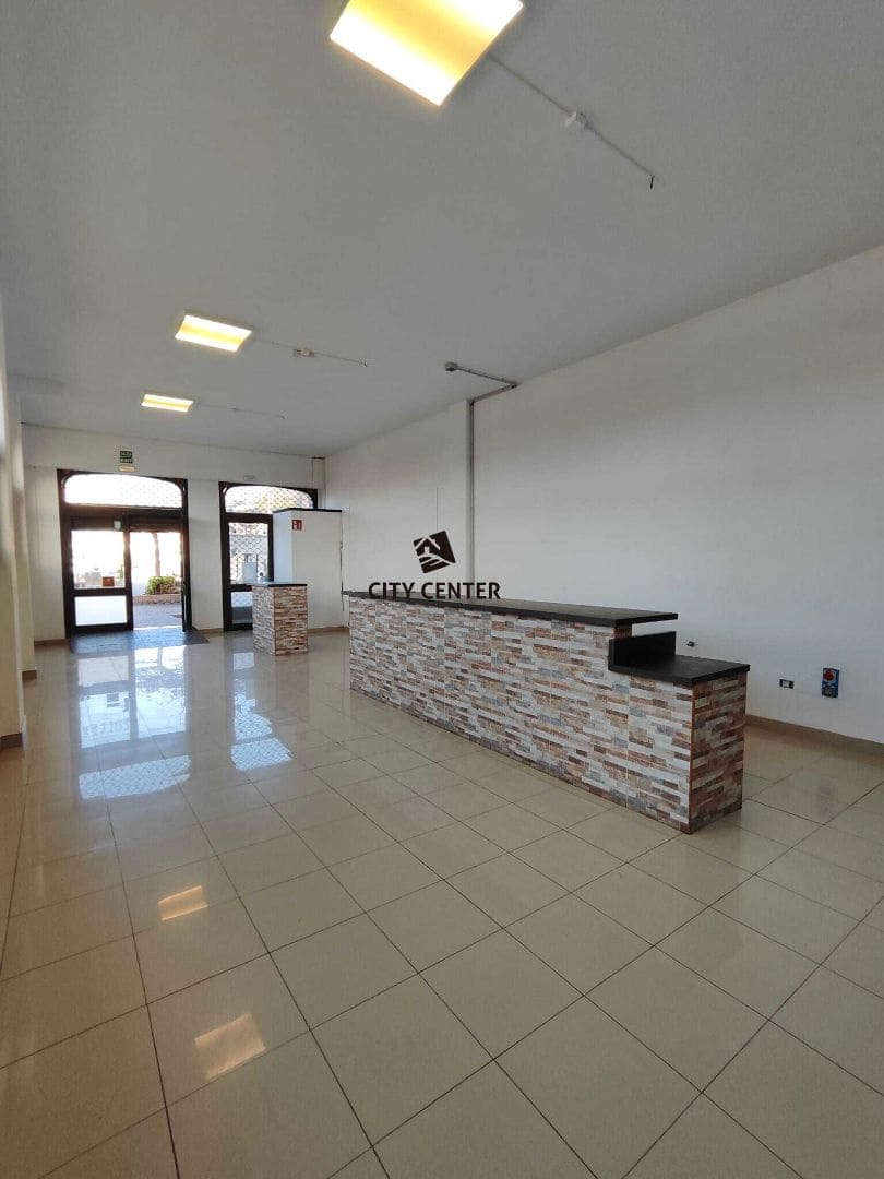 Comercial para arrendar em Puerto de la Cruz - 4 500 € (Ref: 9570130)