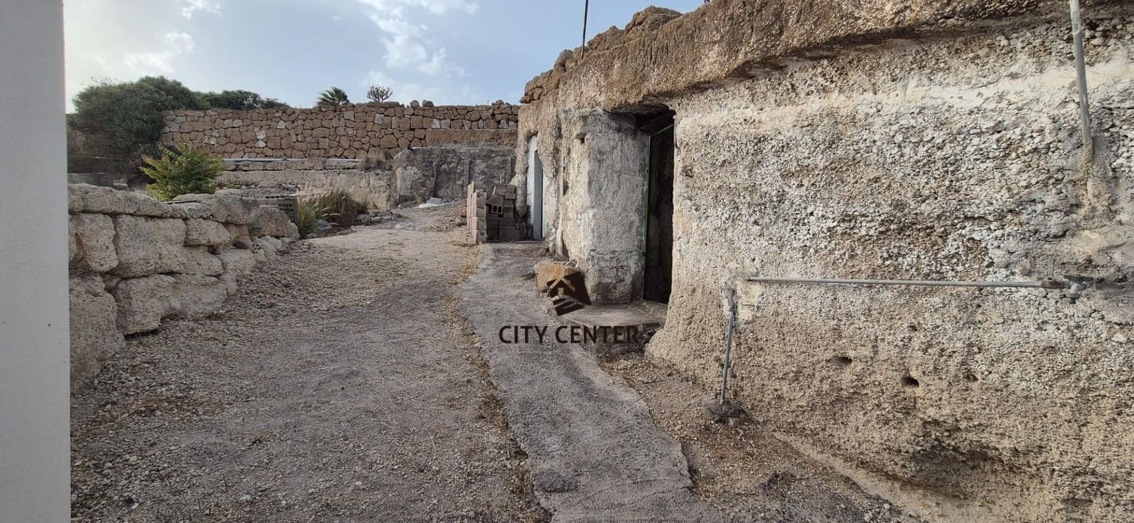 Finca/Country House for sale in Fasnia - € 76,000 (Ref: 9593186)