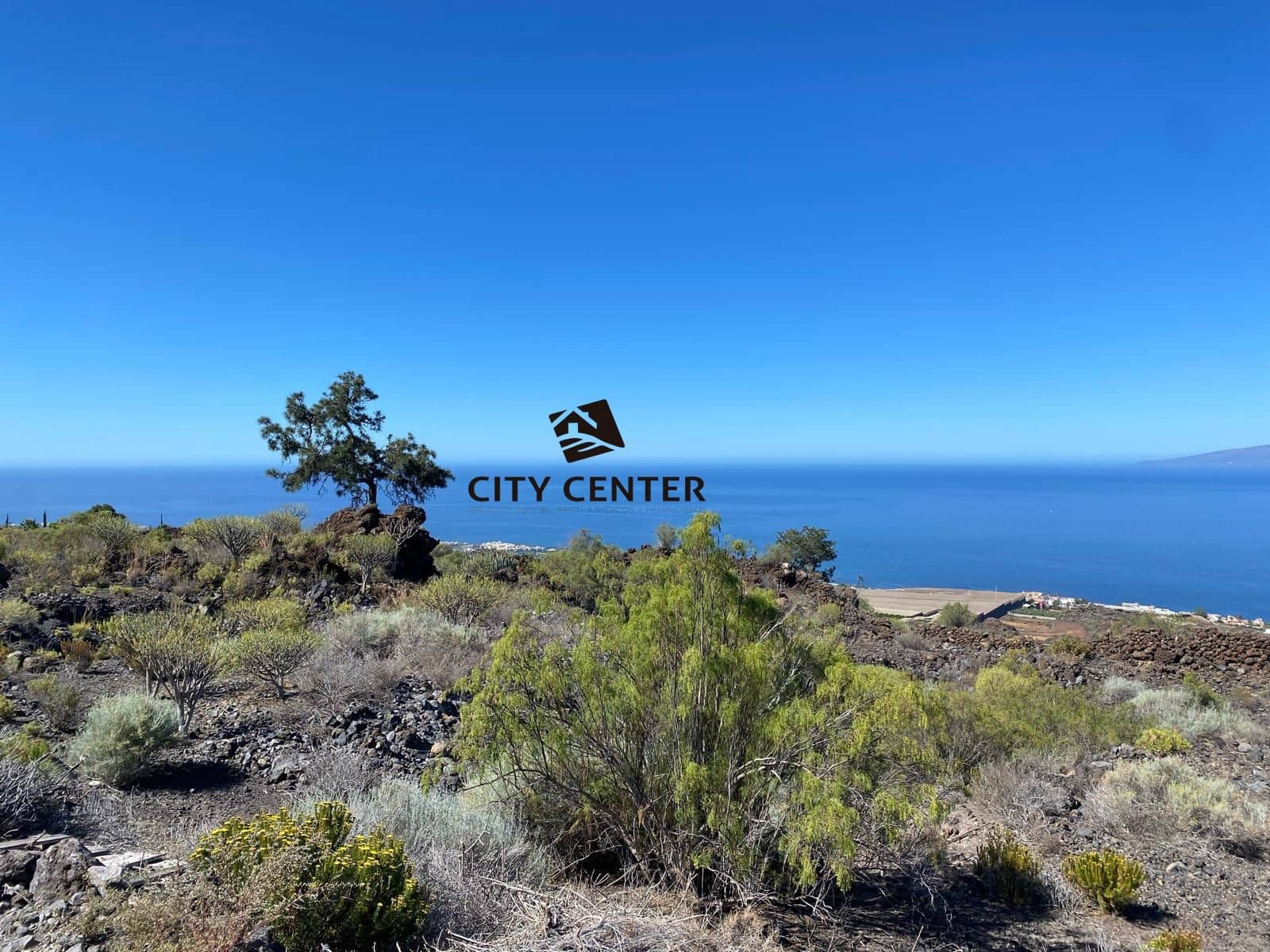 Ubebygd land til salgs i Guia de Isora - € 118 000 (Ref: 9613899)