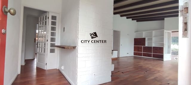 5 soverom Villa til salgs i Tacoronte med garasje - € 780 000 (Ref: 9613900)