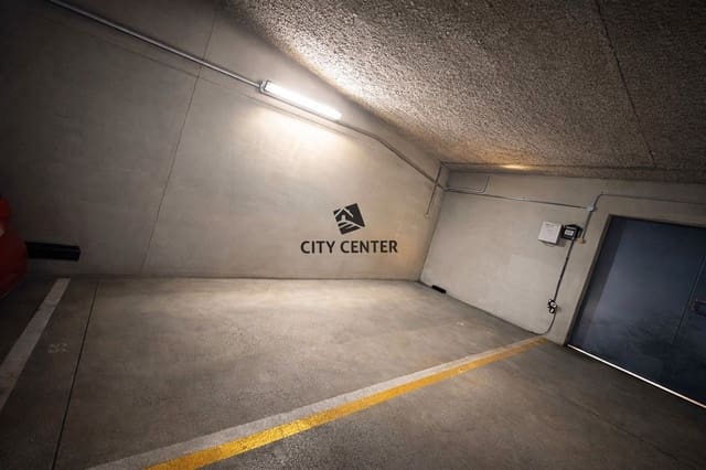 Garaje en Cabo Blanco, Arona en venta - 15.000 € (Ref: 9613901)