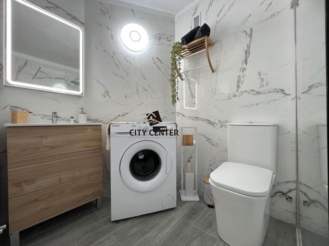 Apartment for sale in San Miguel de Abona with pool - € 168,560 (Ref: 9613904)