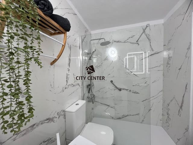 Apartment for sale in San Miguel de Abona with pool - € 168,560 (Ref: 9613904)