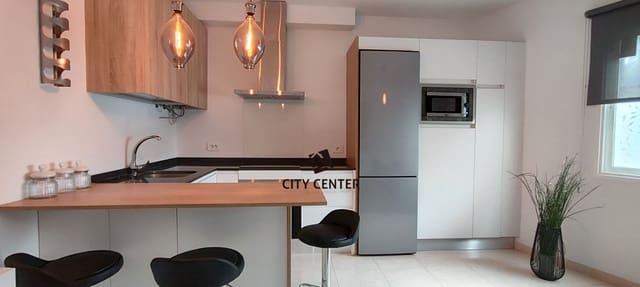 2 makuuhuone Huoneisto myytävänä paikassa Valle de San Lorenzo, Arona mukana 
autotalli - 259 000 € (Ref: 9613905)