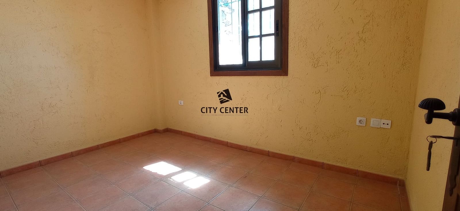 4 bedroom Finca/Country House for sale in San Miguel de Abona with pool garage - € 700,000 (Ref: 9613908)