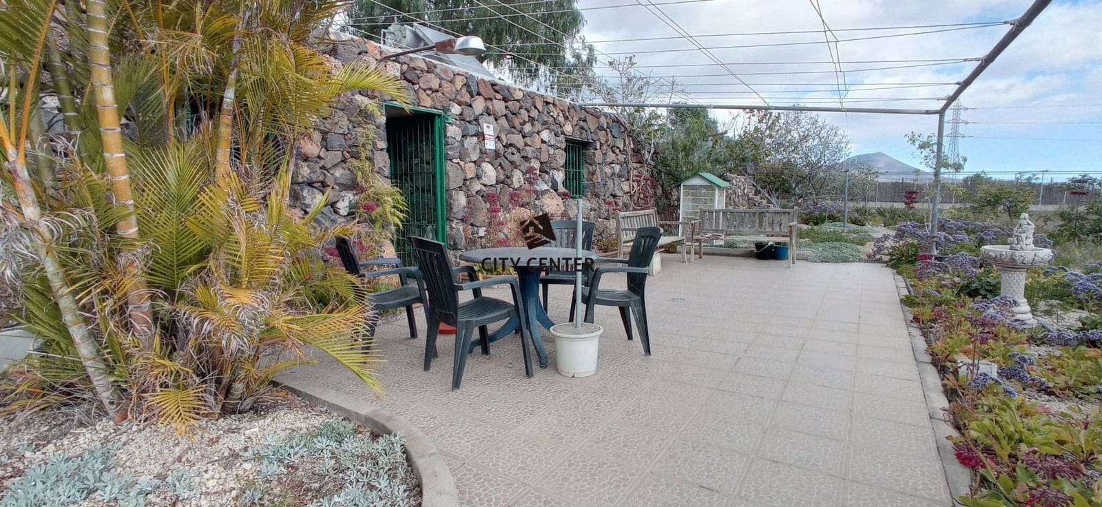 4 bedroom Finca/Country House for sale in San Miguel de Abona with pool garage - € 700,000 (Ref: 9613908)