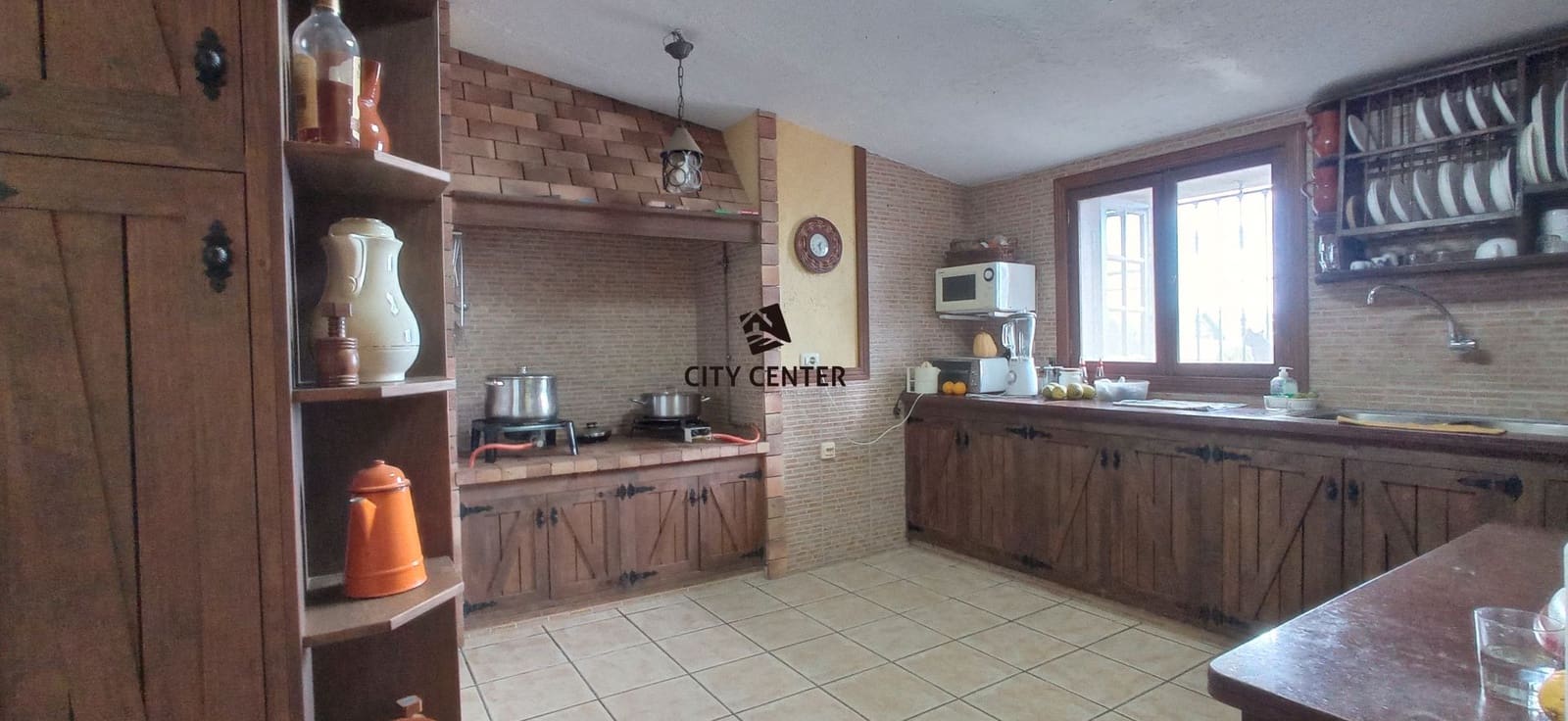 4 bedroom Finca/Country House for sale in San Miguel de Abona with pool garage - € 700,000 (Ref: 9613908)