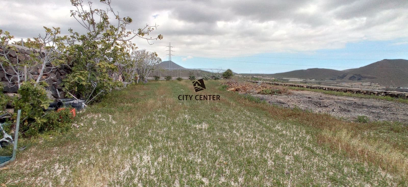 4 bedroom Finca/Country House for sale in San Miguel de Abona with pool garage - € 700,000 (Ref: 9613908)