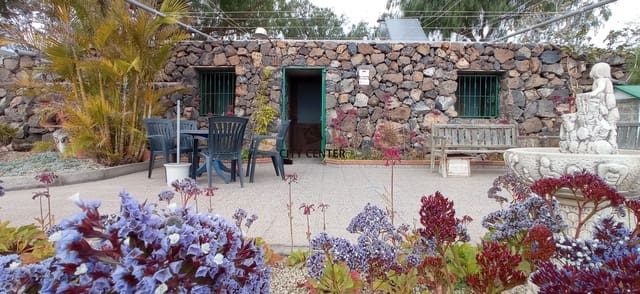 4 chambre Finca/Maison de Campagne à vendre à San Miguel de Abona avec piscine garage - 700 000 € (Ref: 9613908)