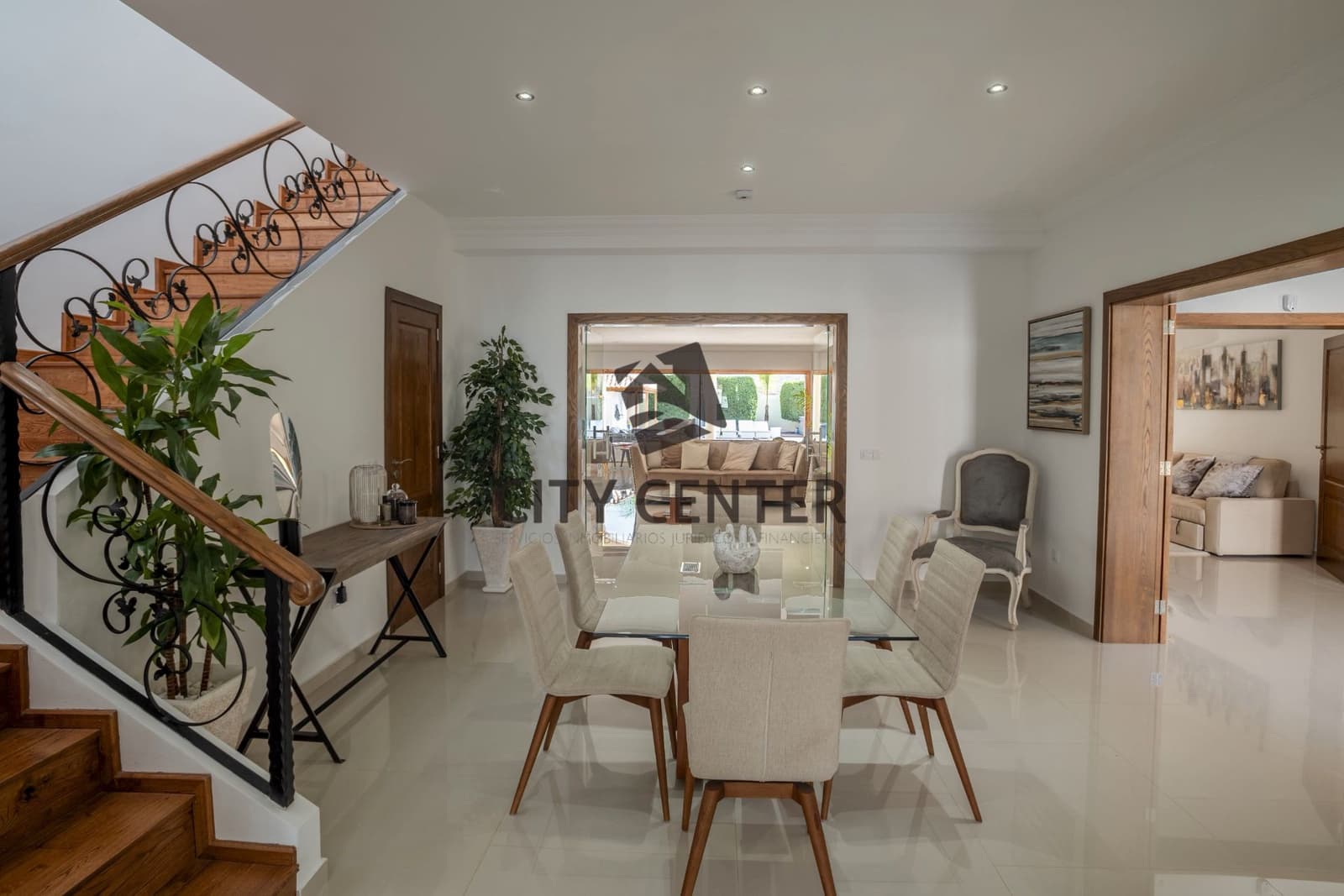 4 chambre Villa/Maison à vendre à Adeje avec piscine - 4 590 000 € (Ref: 9613910)