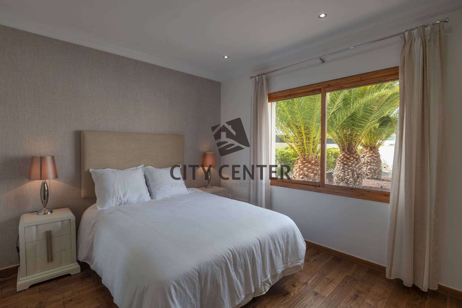 4 chambre Villa/Maison à vendre à Adeje avec piscine - 4 590 000 € (Ref: 9613910)