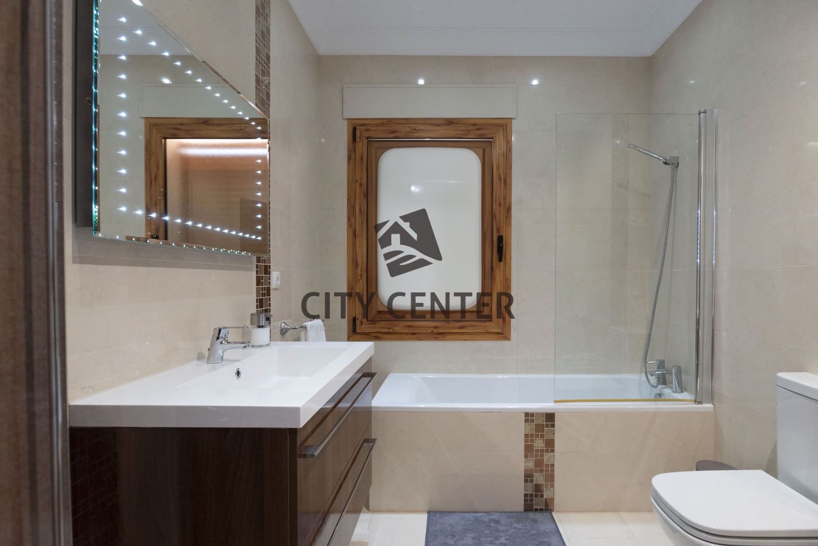 4 chambre Villa/Maison à vendre à Adeje avec piscine - 4 590 000 € (Ref: 9613910)