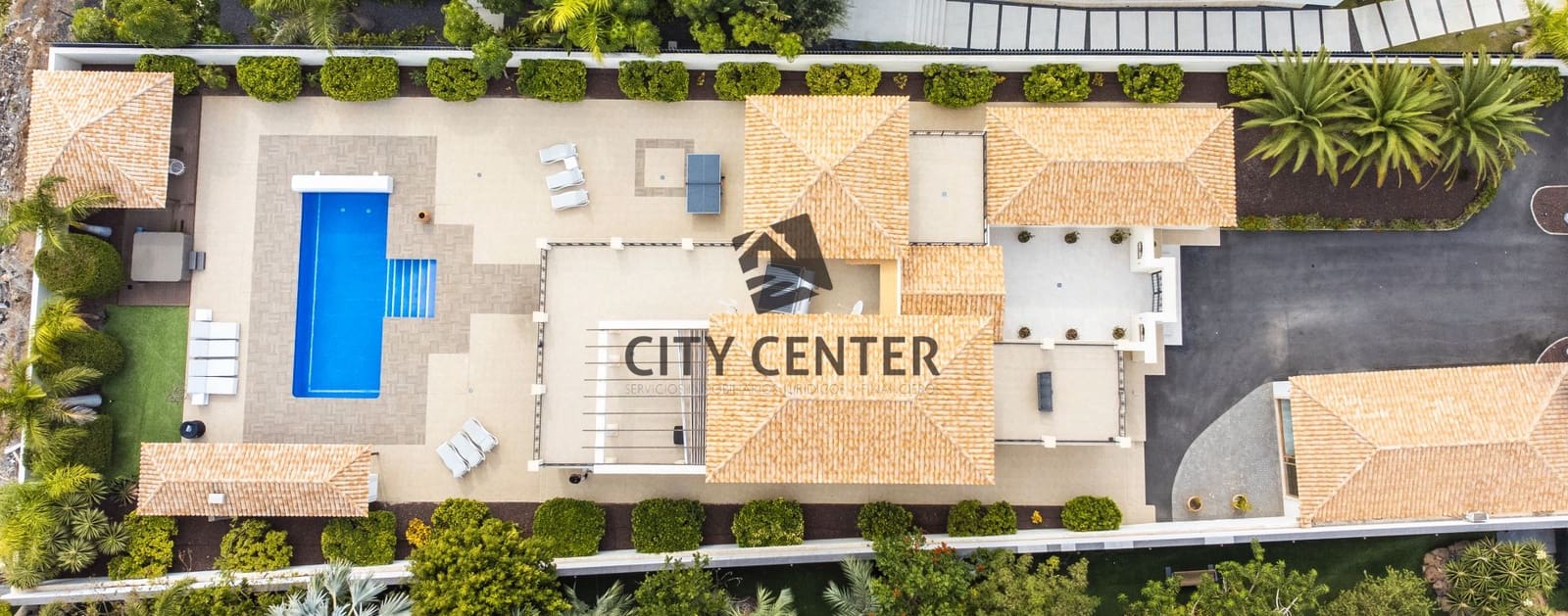 4 chambre Villa/Maison à vendre à Adeje avec piscine - 4 590 000 € (Ref: 9613910)