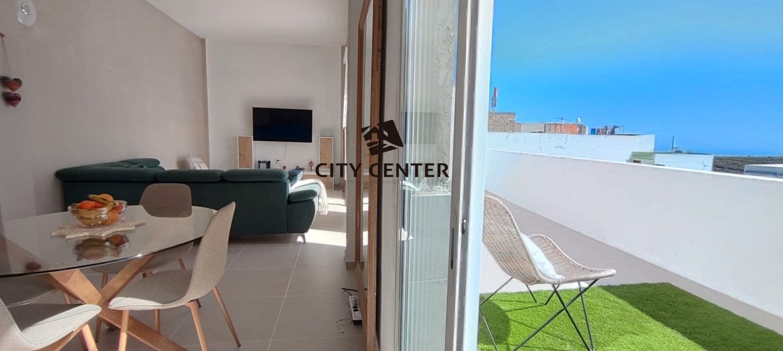 2 bedroom Flat for sale in Granadilla de Abona - € 179,000 (Ref: 9626151)