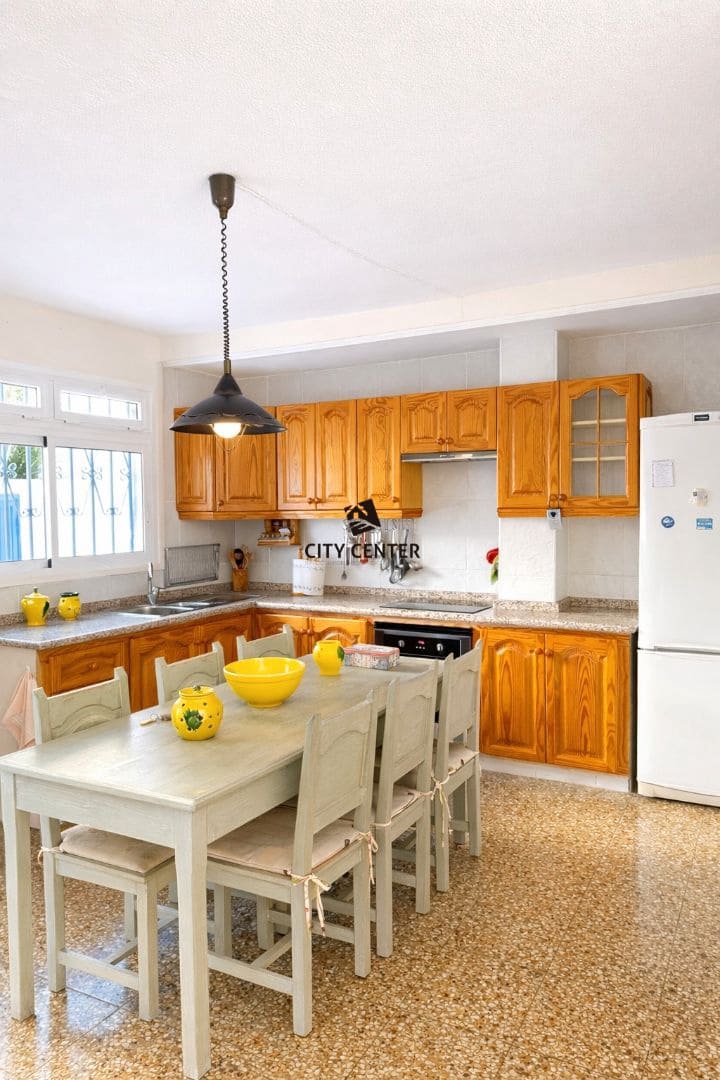 3 bedroom Townhouse for sale in Granadilla de Abona - € 350,000 (Ref: 9628229)
