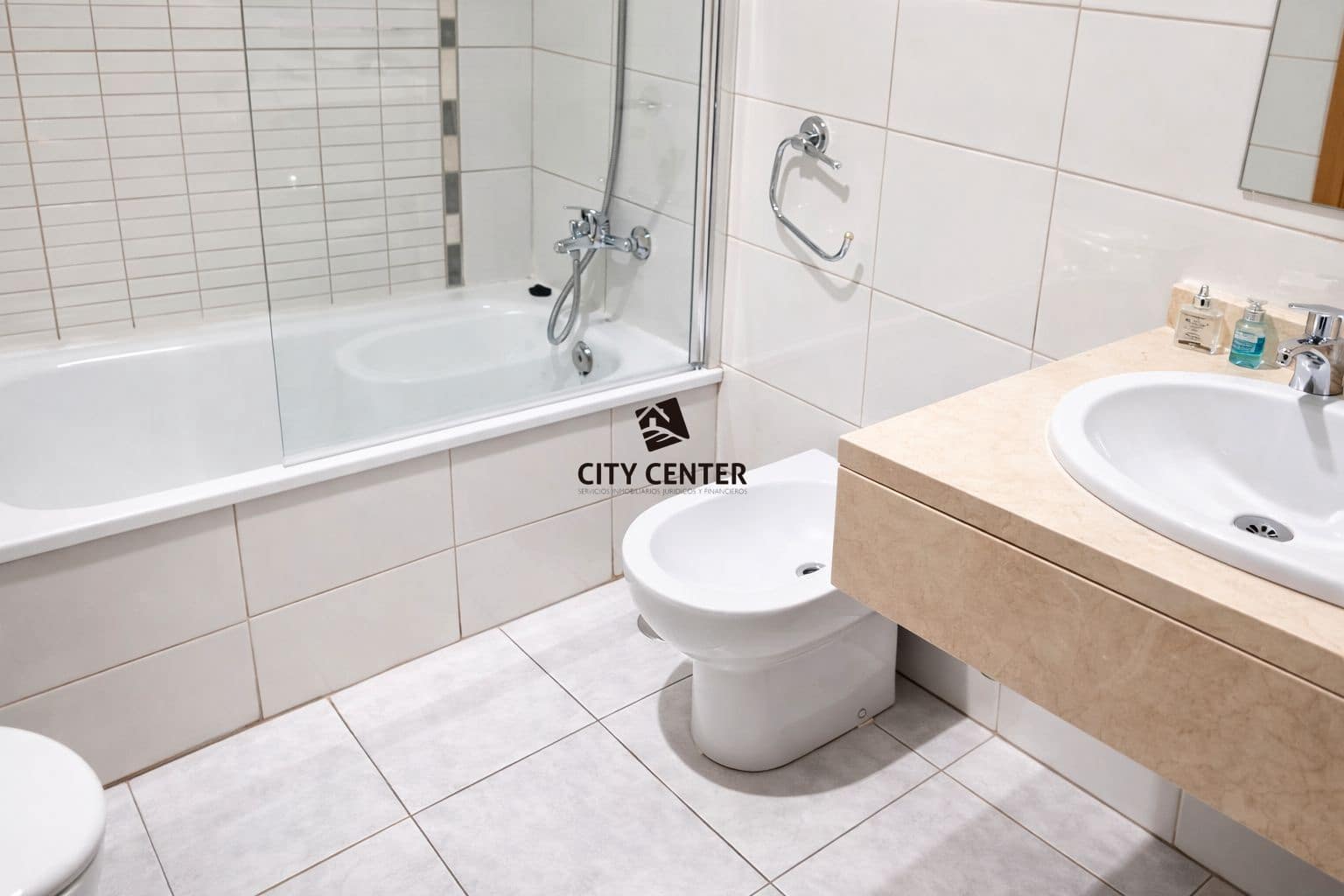 3 Zimmer Haus zu verkaufen in Adeje mit Pool - 460.000 € (Ref: 9628230)