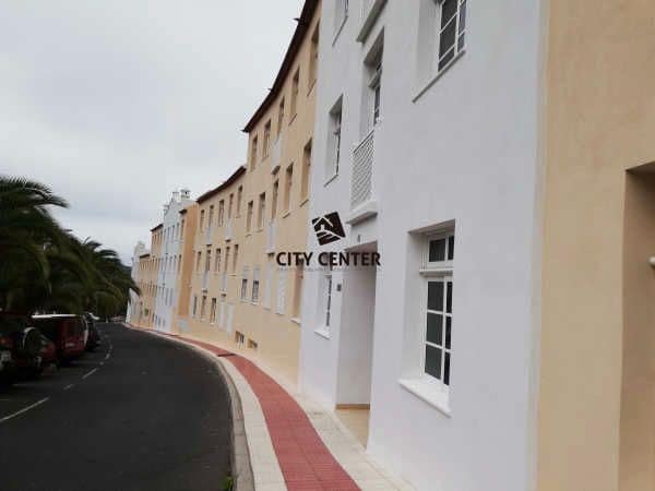 Local Commercial à louer à Santiago del Teide - 2 500 € (Ref: 9646740)