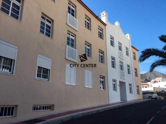 Local Commercial à louer à Santiago del Teide - 2 500 € (Ref: 9646740)