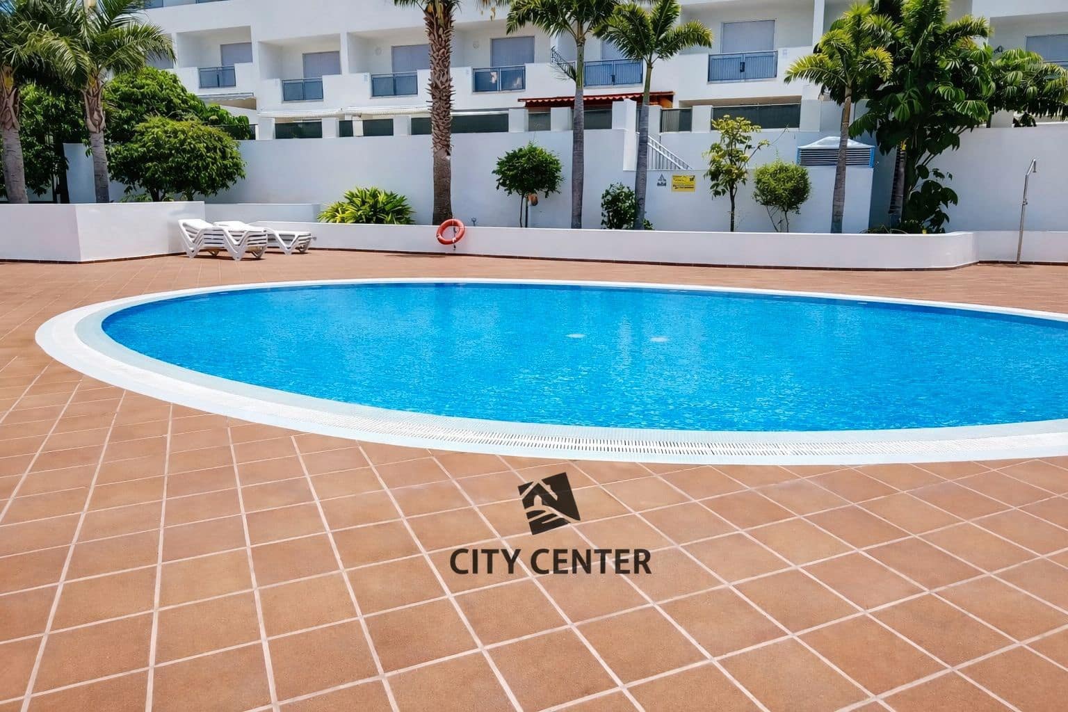 3 soverom Rekkehus til salgs i Adeje med svømmebasseng garasje - € 460 000 (Ref: 9650550)