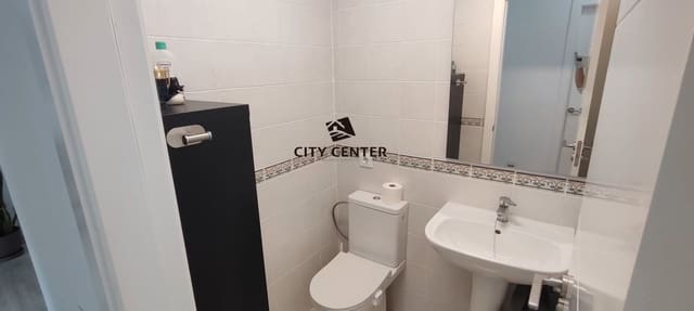 Piso de 2 habitaciones en Cabo Blanco, Arona en venta con piscina garaje - 254.900 € (Ref: 9669439)