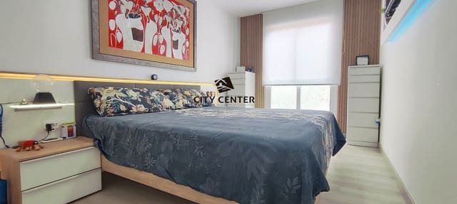 Piso de 2 habitaciones en Cabo Blanco, Arona en venta con piscina garaje - 254.900 € (Ref: 9669439)