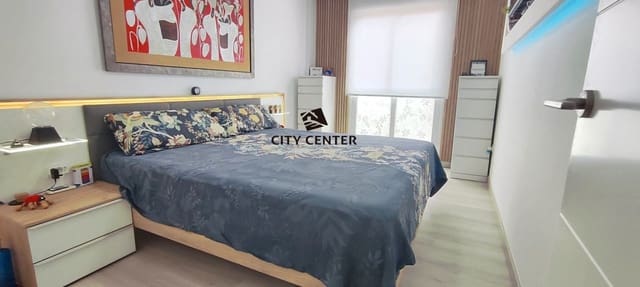 Piso de 2 habitaciones en Cabo Blanco, Arona en venta con piscina garaje - 254.900 € (Ref: 9669440)