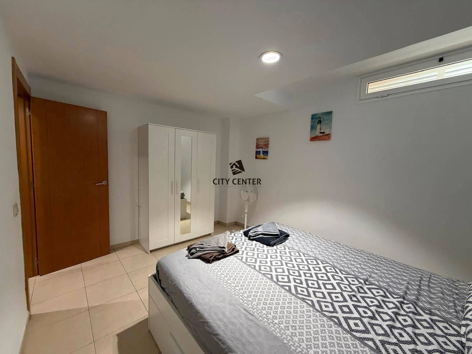 3 sypialnia Dom na sprzedaż w Adeje z basenem garażem - 460 000 € (Ref: 9669442)