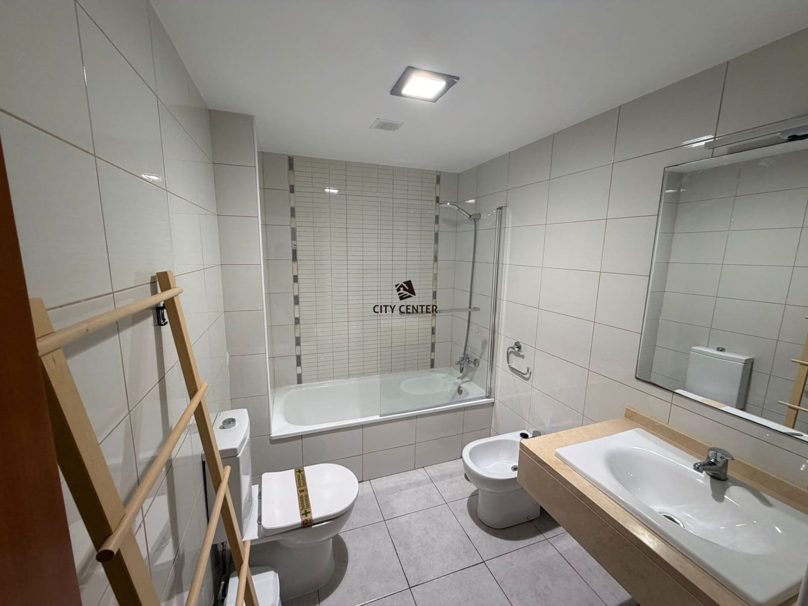 3 sypialnia Dom na sprzedaż w Adeje z basenem garażem - 460 000 € (Ref: 9669442)