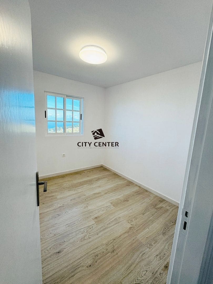 4 slaapkamer Villa te koop in Icod de los Vinos - € 185.000 (Ref: 9669443)